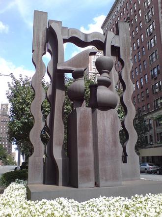 Nevelson-Park Ave, New York